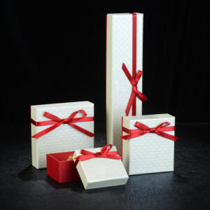 Wholesale Customized Package Cheap Paper Jewelry Box Ribbon Box