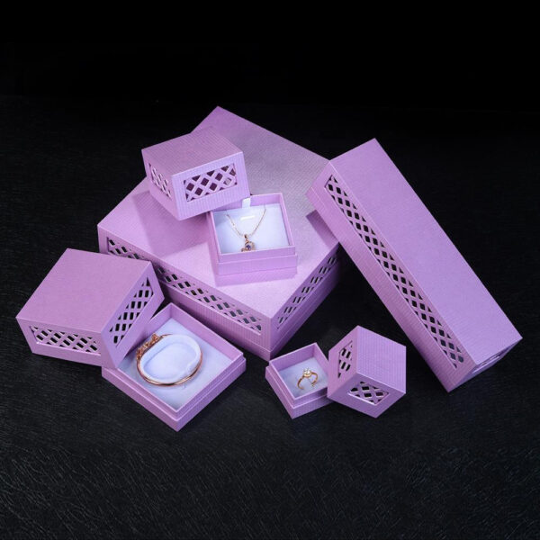 Wholesale Customized Package Hollow Jewelry Box Kraft Paper Gift Box