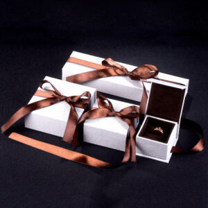 Wholesale Customized Package Jewelry Paper Box Magnetic Ribbon Box