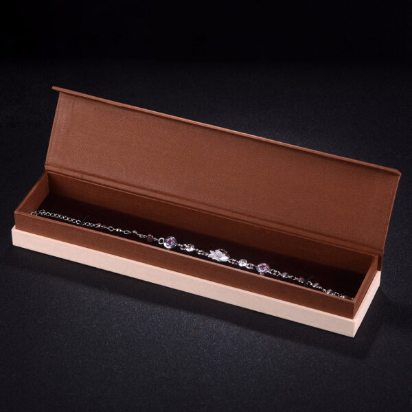 Wholesale Customized Package Velvet Paper Jewelry Box Magnetic Box