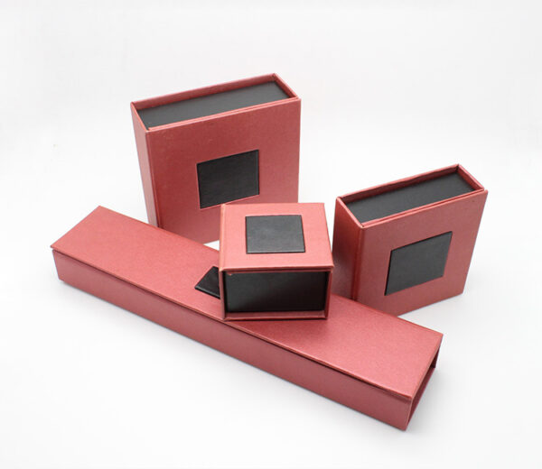 Wholesale Customized Package Leather Paper Jewelry Box Closure Box