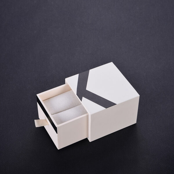 Wholesale Customized Package Jewelry Box Kraft Paper Gift Box Sliding Drawer Box