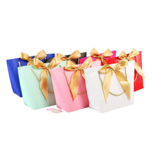 eco-friendly jewelry gift paper bag shopping luxury paper bag PP handle