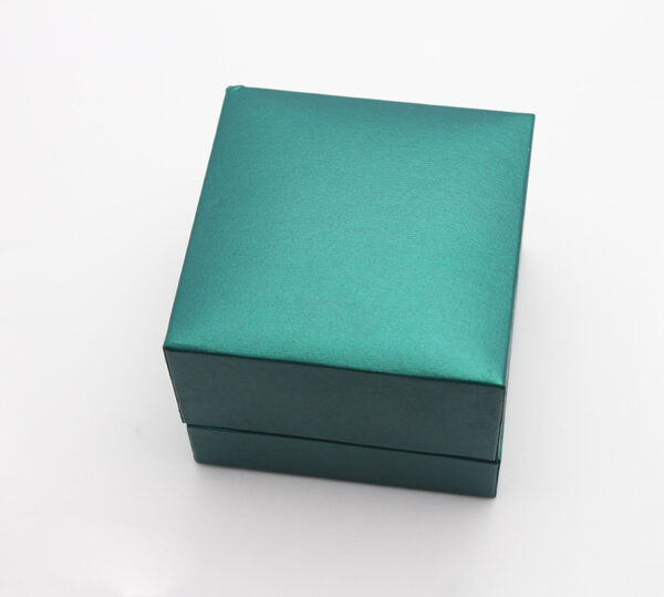 green leather paper plastic jewelry box for ring bangle pendant bracelet necklace