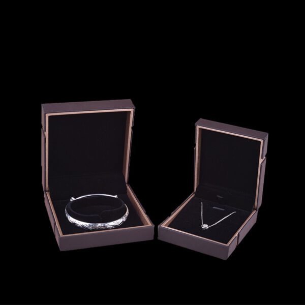 smooth touching paper plastic jewelry box for ring bangle pendant bracelet necklace