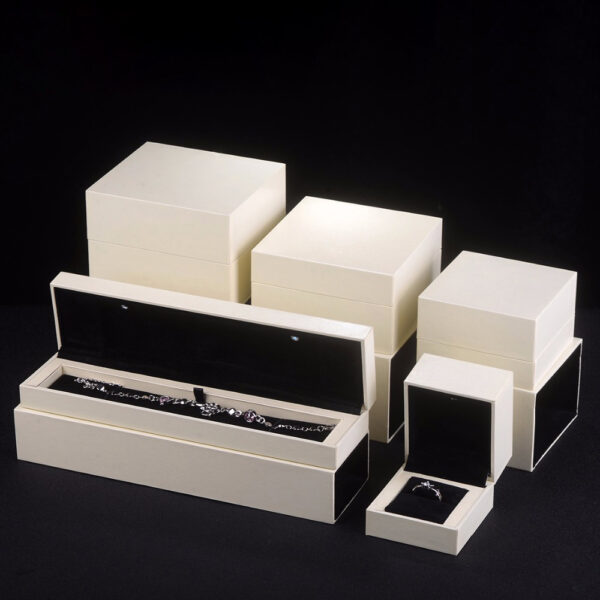 leather paper plastic jewelry box for ring bangle pendant bracelet