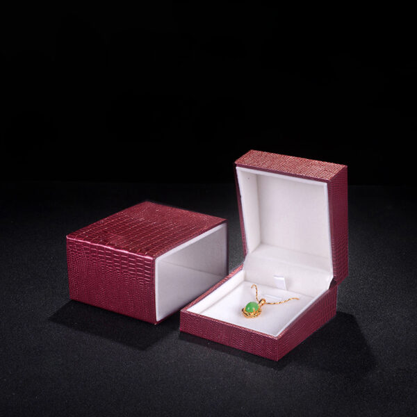 famous pu leather paper plastic bevel jewelry box for ring bangle pendant bracelet necklace